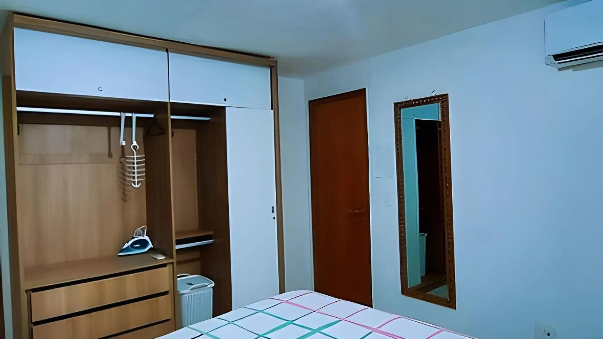 Belo Apt Com Vista P/ O Mar E Otima Localizacao. Natal
